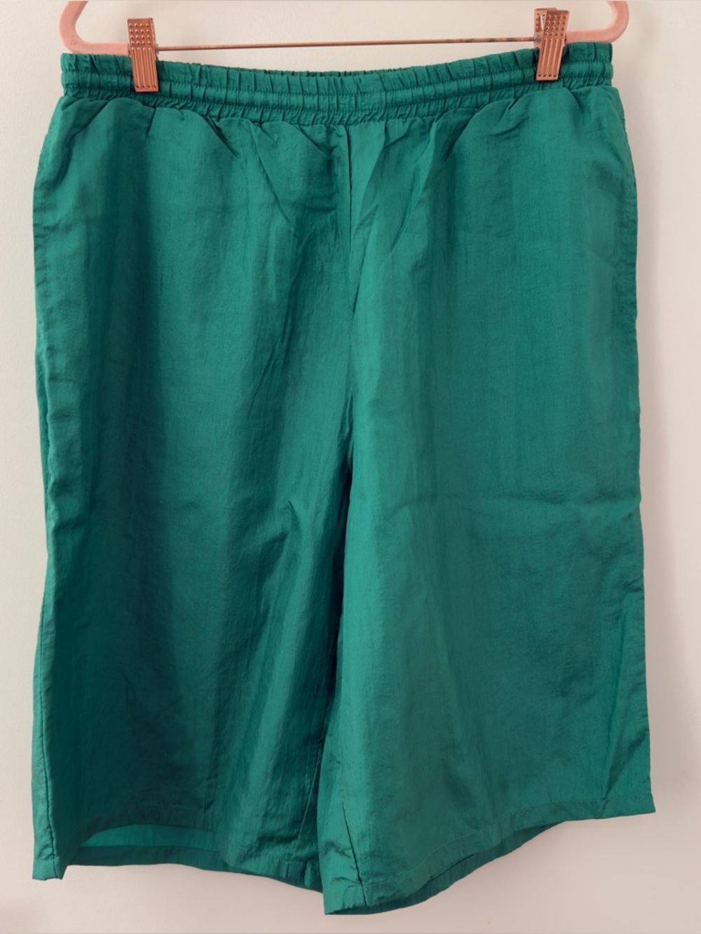 Vintage 1990s Premium Nylon Track Gym Shorts Size Medium M Green Sporty Athletic